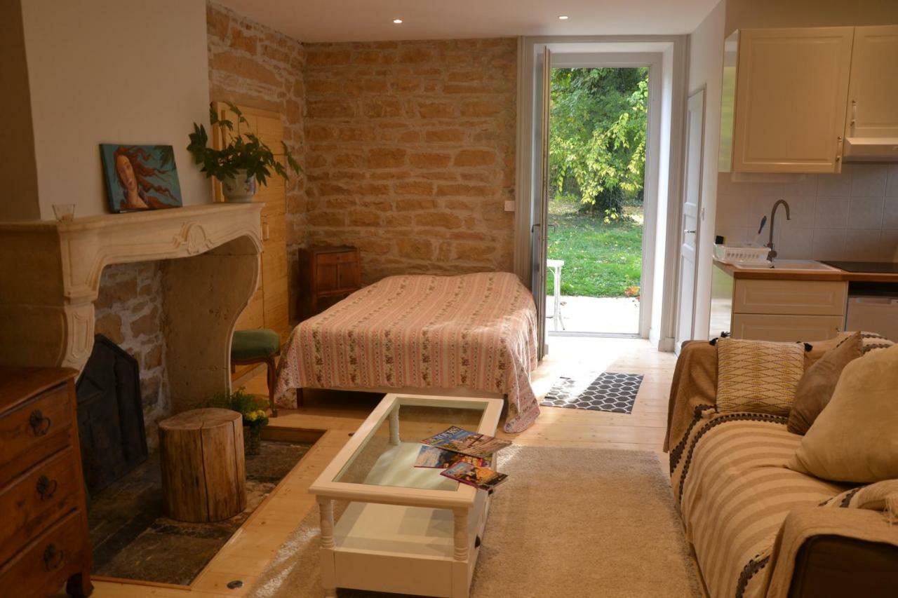 Apartmán Sur La Colline Lyon Exteriér fotografie